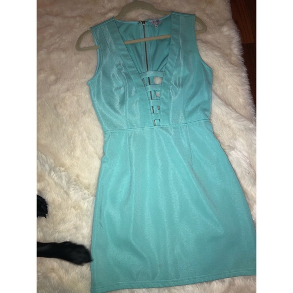 Tobi Dresses & Skirts - Mint Green Toni Dress. Worn once.